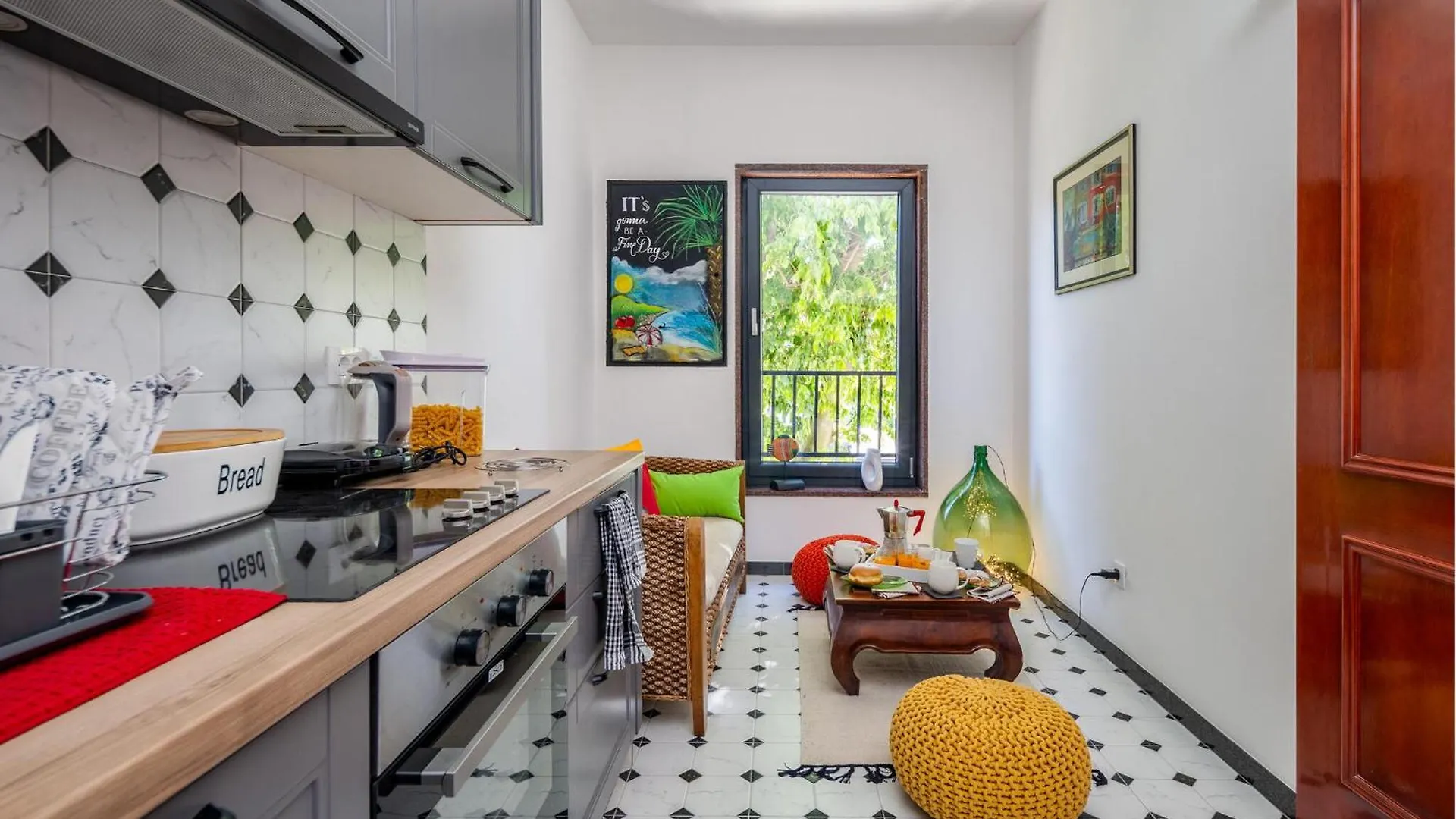 Gorgeous Apartment In Lovran With Wifi 0*,  Croatia
